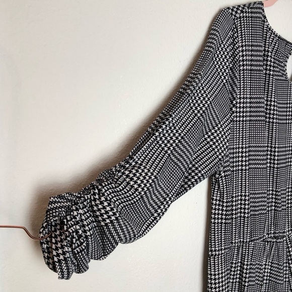 NWOT Planet Gold Plus houndstooth knit jumpsuit black white - Picture 5 of 7